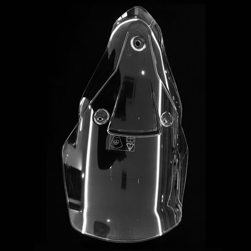 Moule d'injection transparent pour pare-brise de moto